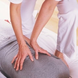 Masszőrök, gyógyítók, cserekezelések csoport logo